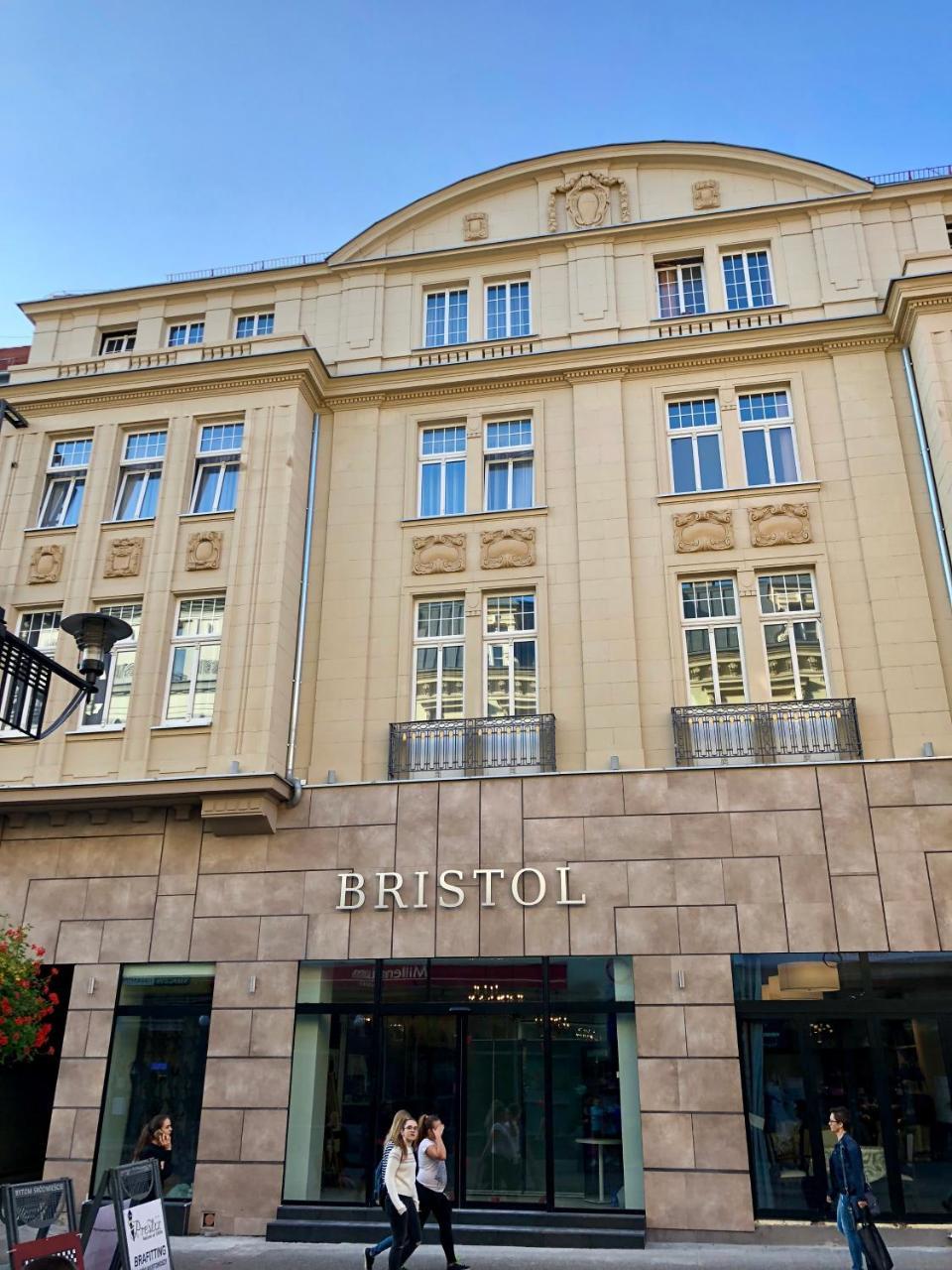 Bristol Economy Bed & Breakfast บือตอม ภายนอก รูปภาพ