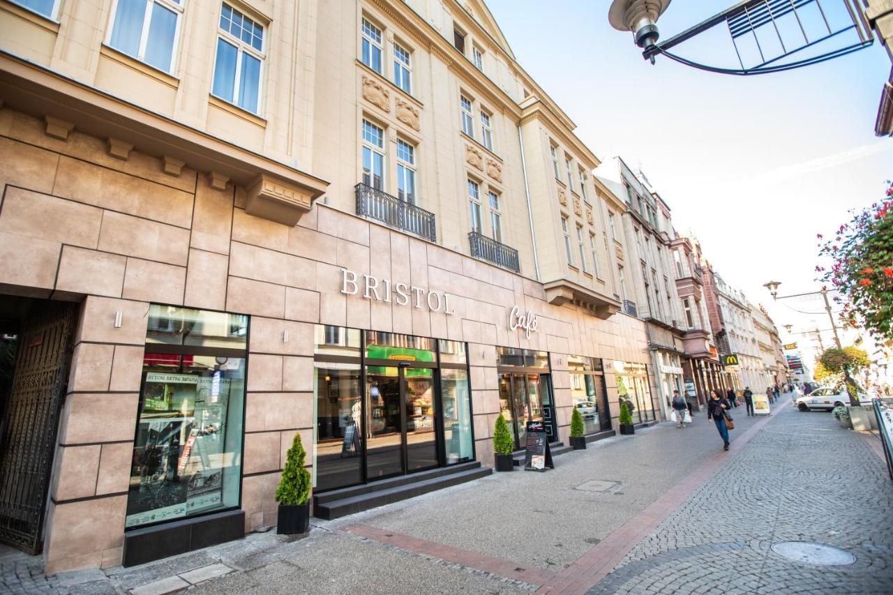 Bristol Economy Bed & Breakfast บือตอม ภายนอก รูปภาพ